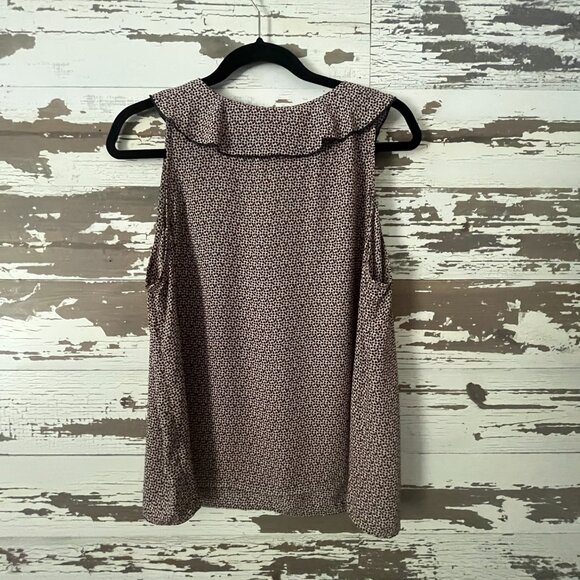 CAbi Stellar Ruffled Sleeveless Blouse Tank T - Picture 3 of 4